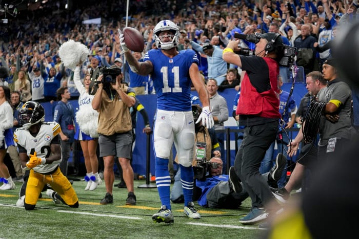 Indianapolis Colts wide receiver Michael Pittman Jr. (11) celebrates after scoring a touchdown Monday, Nov. 28, 2022, during a game against the Pittsburgh Steelers at Lucas Oil Stadium in Indianapolis.